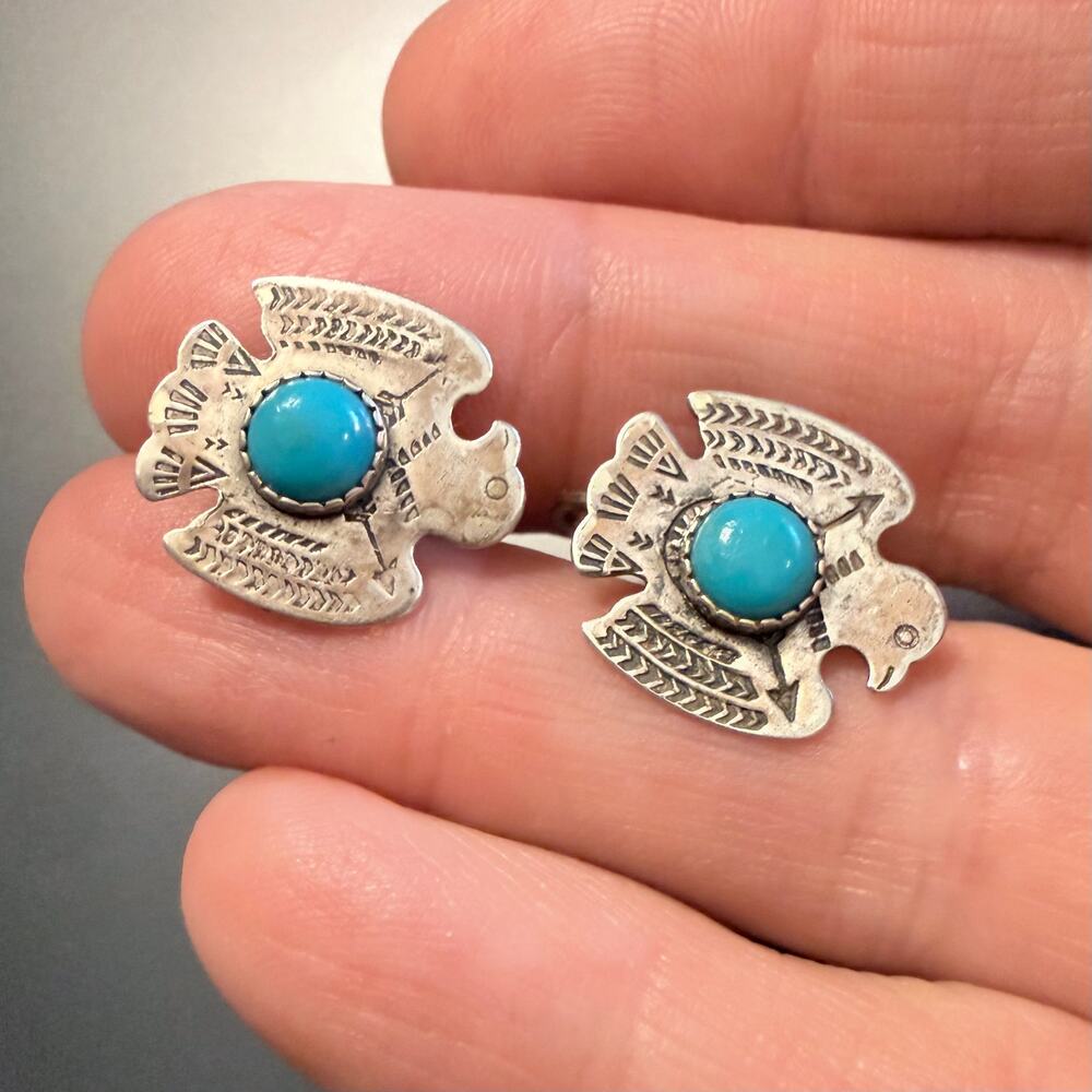 Vintage Navajo Turquoise Sterling Silver Screwback Earrings - Picture 4 of 9
